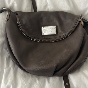 Marc Jacob’s hobo bag workwear
